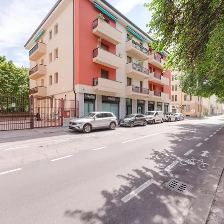 Parco Delle Mura - Tra Centro E Stazione Treni Apartament *